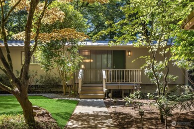 5211 W Mercer Place, Mercer Island, WA 98040 - photo 2