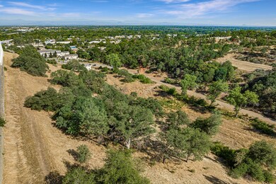 2037 Haight St, Redding, CA 96001 - photo 5