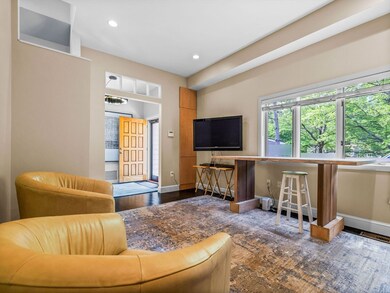2 Benjamin Place unit 2, Chestnut Hill, MA 02467 - photo 6