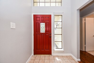 8555 Sparkling Springs Dr, Houston, TX 77095 - photo 5