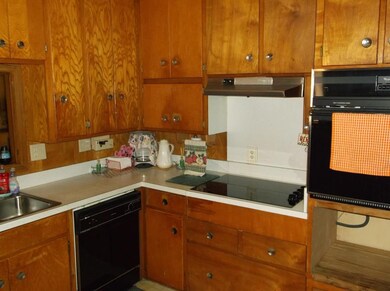 Kitchen with builtins