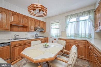 914 Coach Rd, Blackwood, NJ 08012 - photo 3