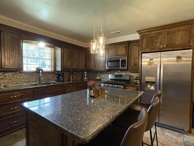 918 Doyle St, Longview, TX 75601 - photo 7