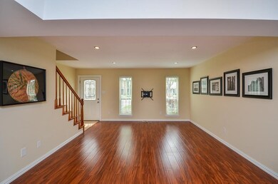 10290 Longmont Dr unit 40, Houston, TX 77042 - photo 4