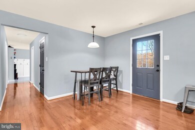 8387 Leeds Manor Rd, Warrenton, VA 20186 - photo 5