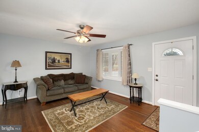 10973 Horseshoe Dr, Frederick, MD 21701 - photo 5