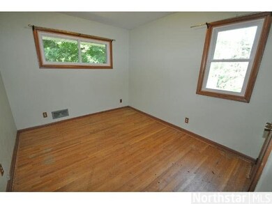 5125 Woodridge Rd, Minnetonka, MN 55345 - photo 7