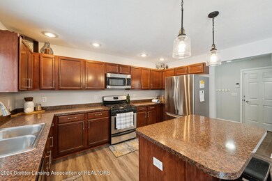 15940-Lattice-Ln-East-Lansing-MI-48823-W