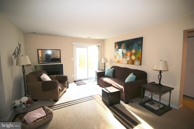 16326 Taconic Cir unit 96C, Dumfries, VA 22025 - photo 7