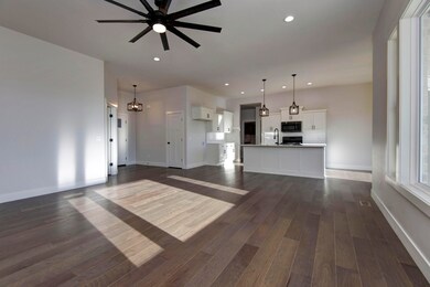 512 N Kilkenny Way, Nixa, MO 65714 - photo 4