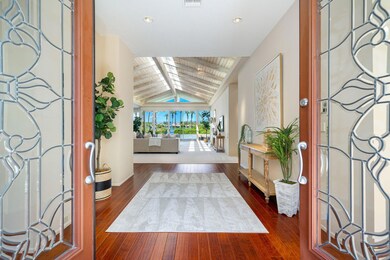 Double door entry into foyer
