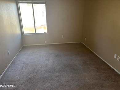 5919 W Golden Ln, Glendale, AZ 85302 - photo 5