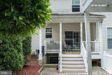 1154 Balsam Cir, Sykesville, MD 21784 - photo 5