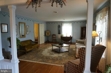 1914 Maplewood Dr, Hagerstown, MD 21740 - photo 3