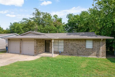 GREAT SINGLE STORY, FULL BRICK HOME THAT IS MOVE I