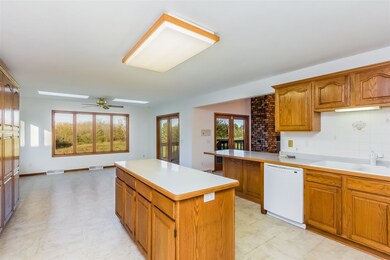 3664 Old Stage Rd, Brooklyn, WI 53521 - photo 4