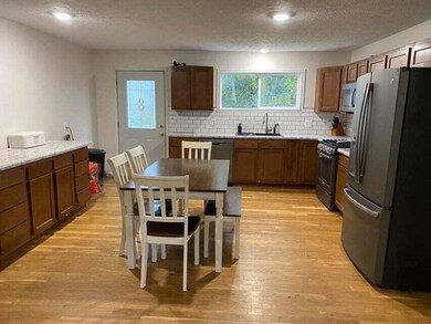 Eat in kitchen