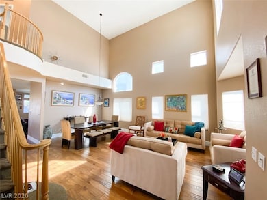 Formal living/dining