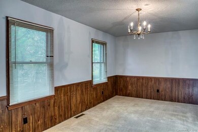 701 Partridge Dr, Statesville, NC 28677 - photo 5