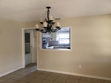 Dining Looking to Kitchen