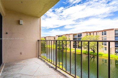 Pineside Condominiums unit 301, Miami, FL 33172 - photo 3