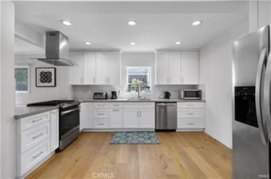 22335 Kittridge St, Woodland Hills, CA 91303 - photo 7