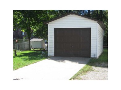 Garage.