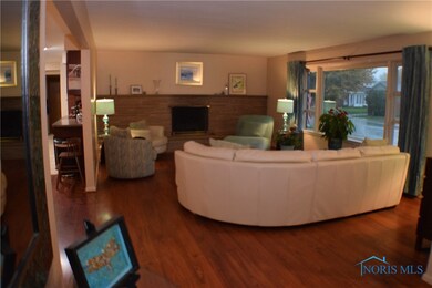 212 Spring St, Woodville, OH 43469 - photo 5