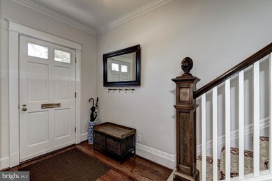1710 34th St NW, Washington, DC 20007 - photo 3