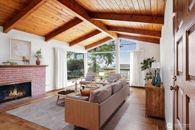 836 Daley St, Edmonds, WA 98020 - photo 4