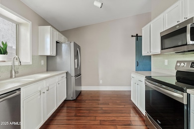 21808 N 48th Place, Phoenix, AZ 85054 - photo 5