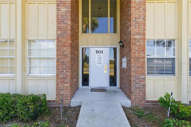 701 Perkins St unit 103, Leesburg, FL 34748 - photo 2