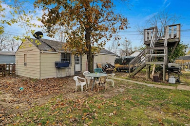 3902 & 3904 Grayston Ave, Fort Wayne, IN 46806 - photo 2