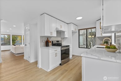 17303 Spanaway Loop Rd S, Spanaway, WA 98387 - photo 5