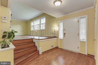 5410 Amberwood Ln, Rockville, MD 20853 - photo 4