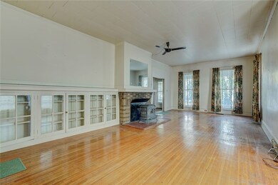 LVI/DIN WITH BUILT-INS