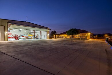 3608 Felsite Ave, Rosamond, CA 93560 - photo 4