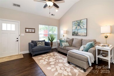 117 Franklin St, Clover, SC 29710 - photo 6