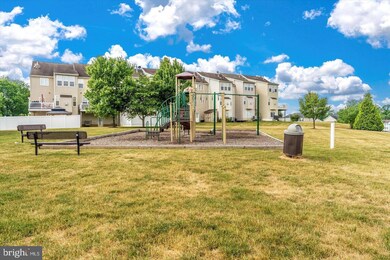 10374 Lantern Ln, Hagerstown, MD 21740 - photo 5