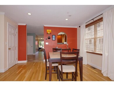 112 Maple St, Needham, MA 02492 - photo 5