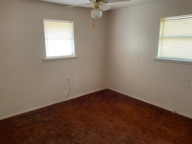 310 Stroud St, Cleburne, TX 76033 - photo 7