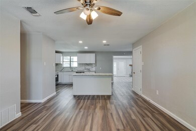 1324 Randy Ln, Springtown, TX 76082 - photo 5