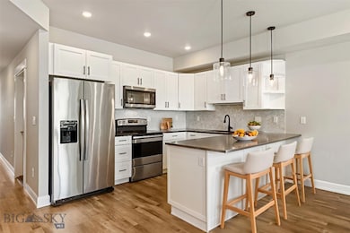 Kitchen virtual staging