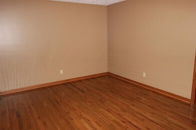 There is plenty of room for entertaining in the li
