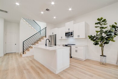 7211 Sayers St, Houston, TX 77016 - photo 4