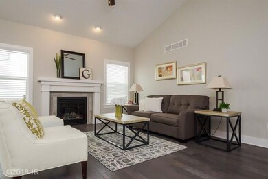 9515 Rushbrook Dr, Johnston, IA 50131 - photo 4