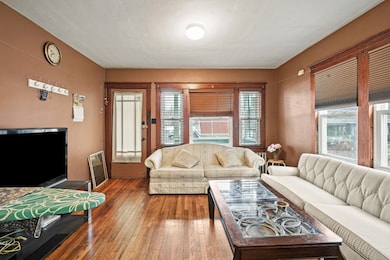 215 N Mckinley Ave, Endicott, NY 13760 - photo 4