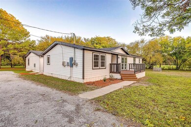 907 Quail Run, Cleburne, TX 76031 - photo 3