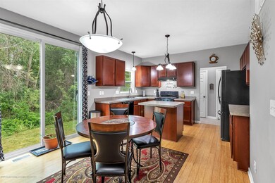 15-2630 Elderberry Dr-WindowStill-R