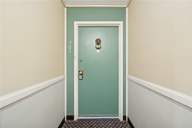 Decorative door knocker